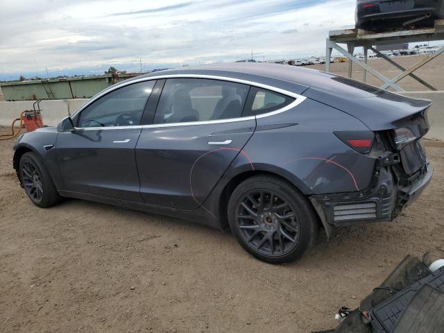 5YJ3E1EA1JF167623 - 2018 TESLA MODEL 3 GRAY photo 2