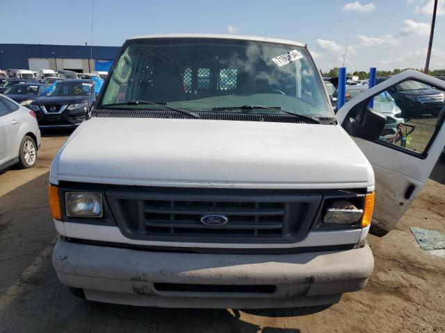 1FTRE14223HB15912 - 2003 FORD ECONLINE E150 VAN WHITE photo 5