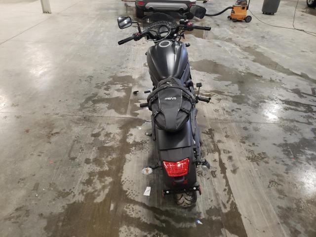 JKAENEC1XSDA10486 - 2025 KAWASAKI EN650 C Czarny zdjęcie 4