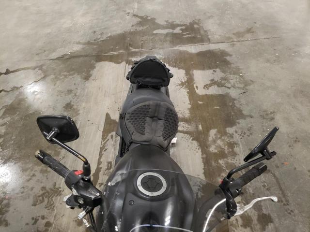 JKAENEC1XSDA10486 - 2025 KAWASAKI EN650 C Czarny zdjęcie 5