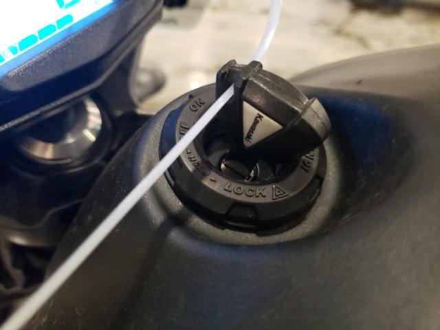 JKAENEC1XSDA10486 - 2025 KAWASAKI EN650 C Czarny zdjęcie 8