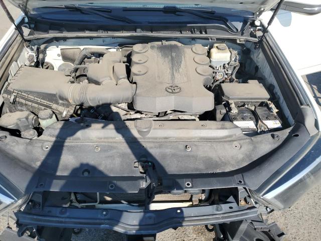 JTEBU5JR0G5289798 - 2016 TOYOTA 4RUNNER SR5/SR5 PREMIUM WHITE photo 11
