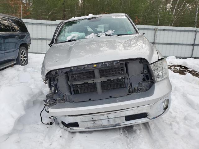 1C6RR7TT6KS602296 - 2019 RAM 1500 CLASS SLT Күміс фото 5