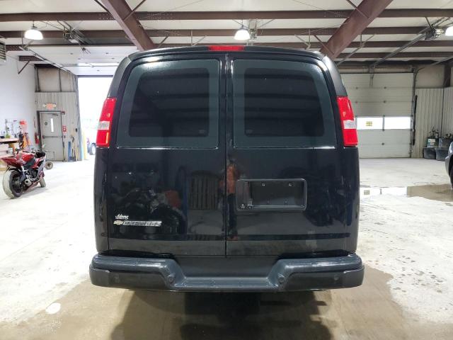 1GCWGAFP7J1301120 - 2018 CHEVROLET EXPRESS G2500 შავი ფოტო 6