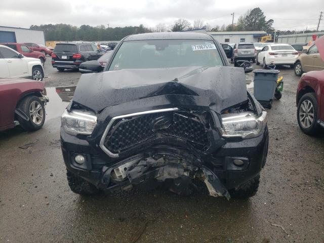 5TFCZ5AN7JX122776 - 2018 TOYOTA TACOMA DOUBLE CAB 黑色 照片 5