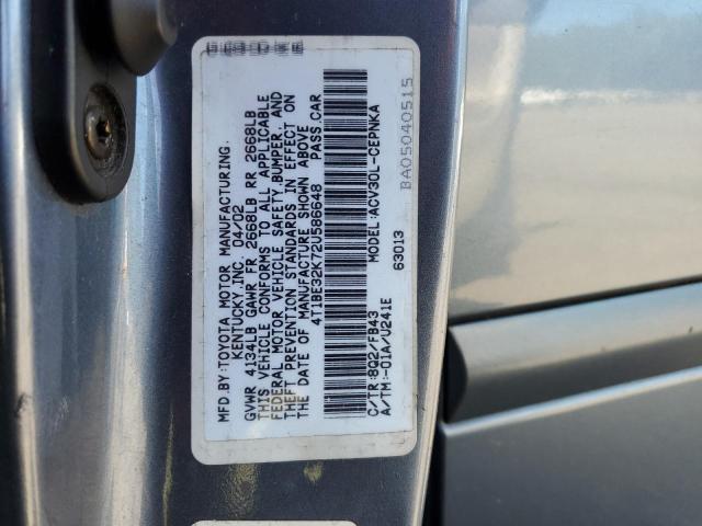 4T1BE32K72U586648 - 2002 TOYOTA CAMRY LE BLUE photo 12