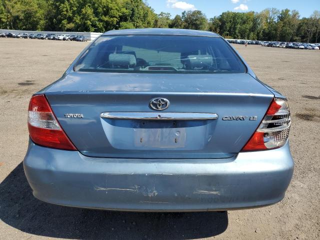 4T1BE32K72U586648 - 2002 TOYOTA CAMRY LE BLUE photo 6