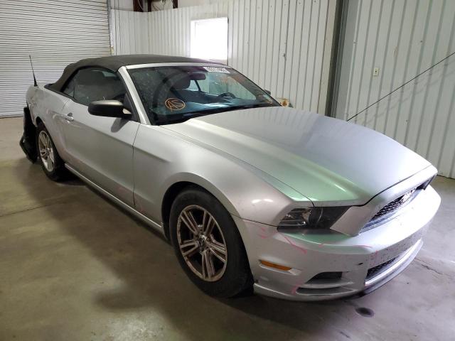 1ZVBP8EM4E5297117 - 2014 FORD MUSTANG SILVER photo 1