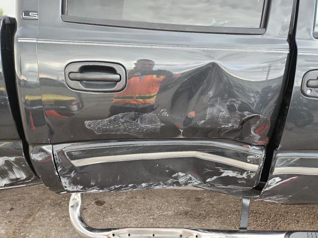 1GCHK23183F233610 - 2003 CHEVROLET SILVERADO K2500 HEAVY DUTY BLACK photo 10