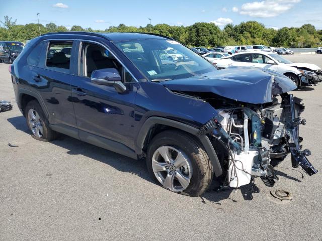 2T3P1RFV8SW543789 - 2025 TOYOTA RAV4 XLE BLUE photo 4