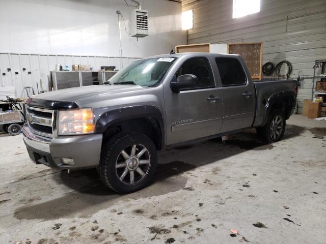 2GCEK13M371574465 - 2007 CHEVROLET SILVERADO K1500 CREW CAB GRAY photo 1