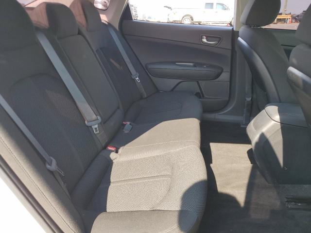 5XXGT4L33KG351621 - 2019 KIA OPTIMA LX თეთრი ფოტო 10