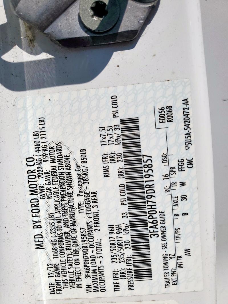 3FA6P0H79DR195857 - 2013 FORD FUSION SE WHITE photo 13