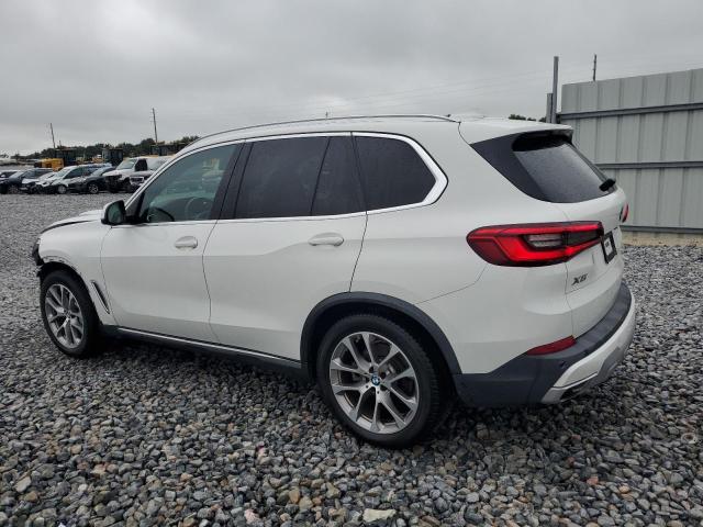 5UXCR6C59KLL11245 - 2019 BMW X5 XDRIVE40I WHITE photo 2