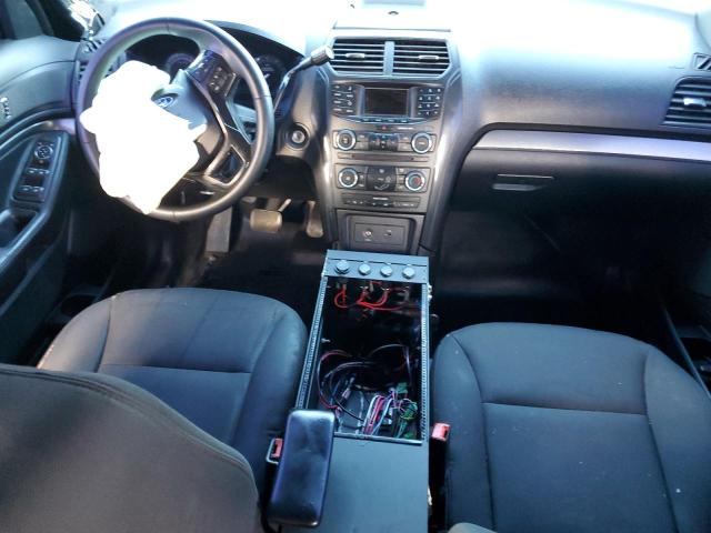 1FM5K8AR3HGD57957 - 2017 FORD EXPLORER POLICE INTERCEPTOR 黑色 照片 8