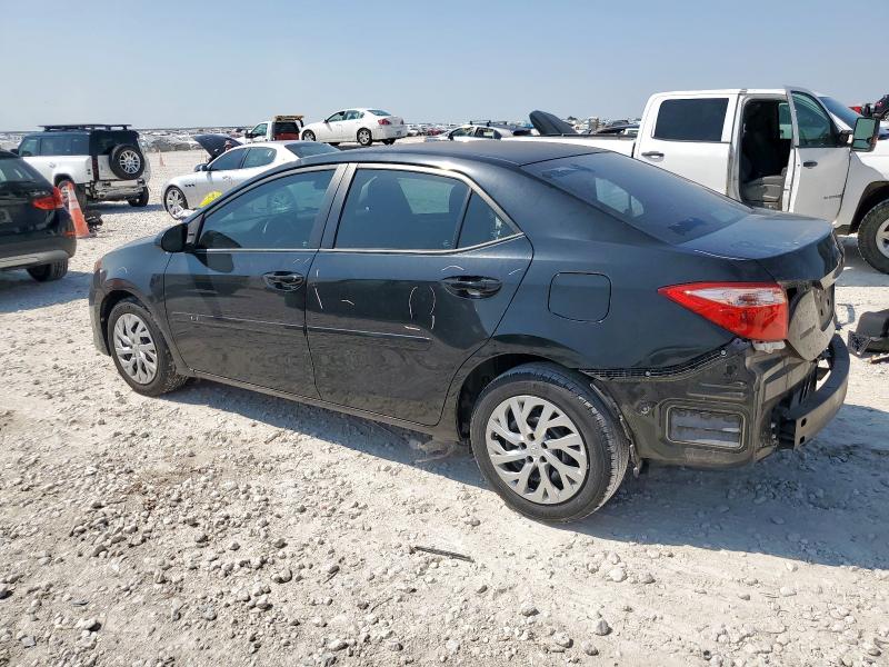 5YFBURHE7JP742419 - 2018 TOYOTA COROLLA L BLACK photo 2