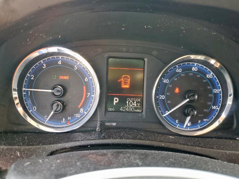 5YFBURHE7JP742419 - 2018 TOYOTA COROLLA L BLACK photo 9