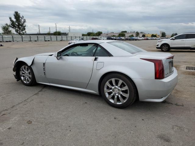 1G6YV36A095600882 - 2009 CADILLAC XLR SILVER photo 2