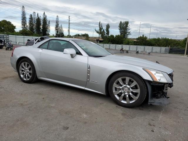 1G6YV36A095600882 - 2009 CADILLAC XLR SILVER photo 4