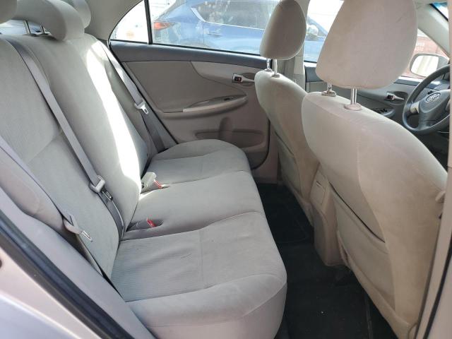 2T1BU4EE4AC516572 - 2010 TOYOTA COROLLA BASE SILVER photo 10