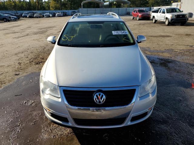 WVWXK7ANXAE108433 - 2010 VOLKSWAGEN PASSAT KOMFORT SILVER photo 5