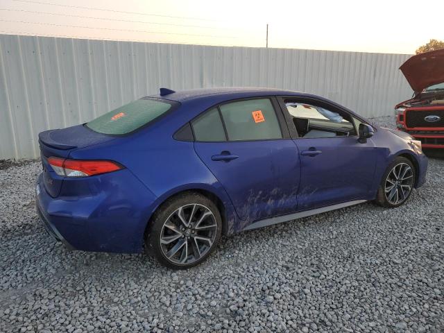 JTDP4RCE9LJ002357 - 2020 TOYOTA COROLLA SE Blau Foto 3