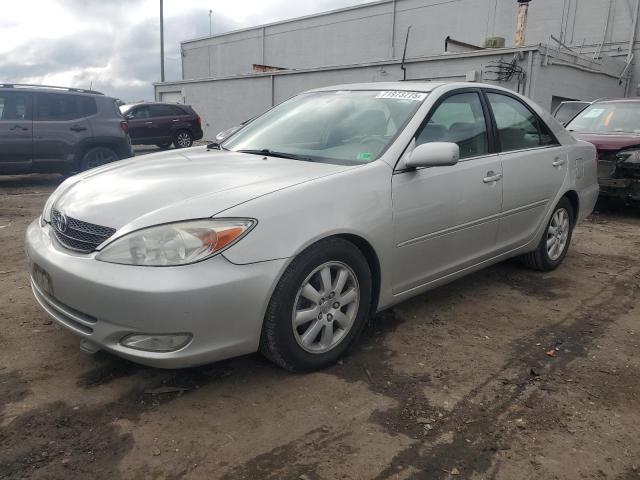 2004 TOYOTA CAMRY LE, 