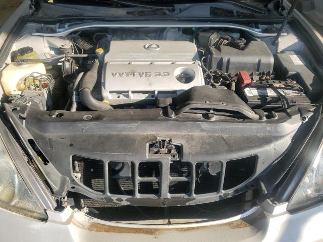 JTHBA30G655121810 - 2005 LEXUS ES 330 SILVER photo 11