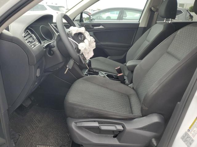 3VV0B7AX0JM020909 - 2018 VOLKSWAGEN TIGUAN S WHITE photo 7