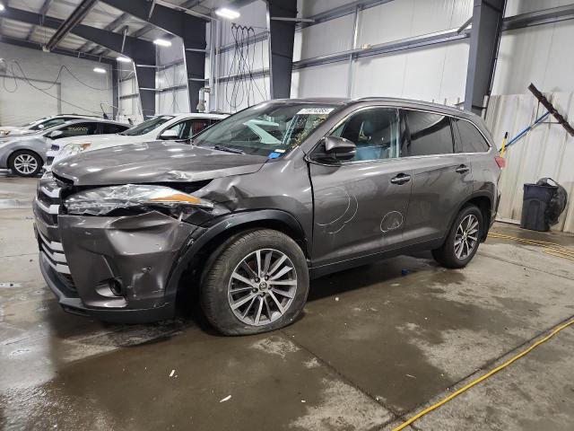 2019 TOYOTA HIGHLANDER SE, 