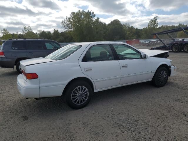 4T1BG22K3YU949461 - 2000 TOYOTA CAMRY CE Ақ фото 3