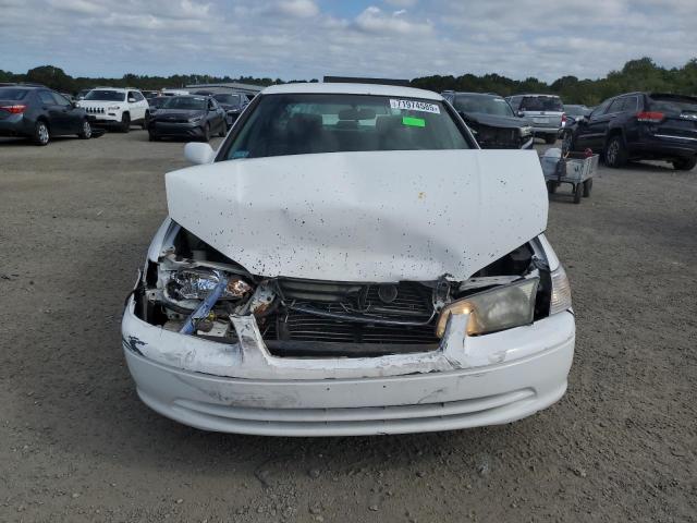 4T1BG22K3YU949461 - 2000 TOYOTA CAMRY CE Ақ фото 5