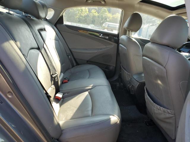 5NPEC4AC0CH380817 - 2012 HYUNDAI SONATA SE GRAY photo 10