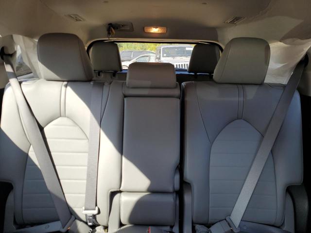 5TDHZRBH9NS210732 - 2022 TOYOTA HIGHLANDER XLE Plata foto 10