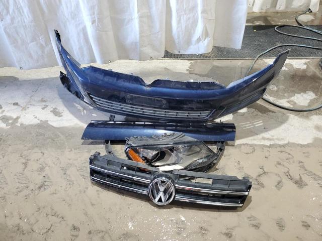 WVGEF9BP1CD010287 - 2012 VOLKSWAGEN TOUAREG V6 BLUE photo 13