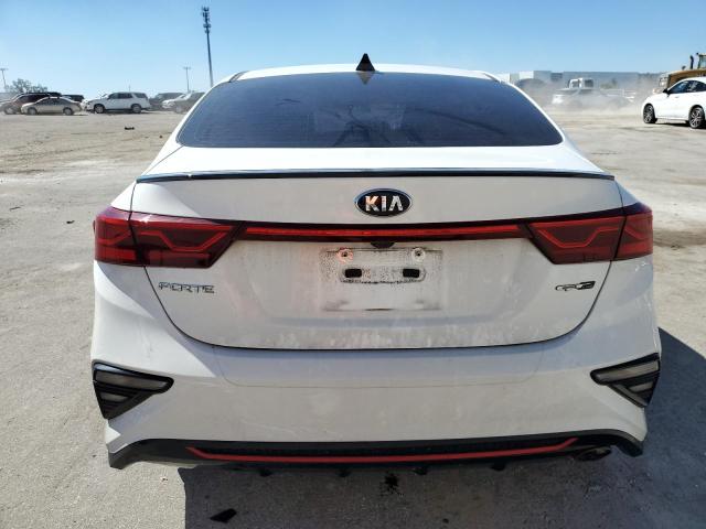 3KPF34AD9ME312731 - 2021 KIA FORTE GT LINE WHITE photo 6