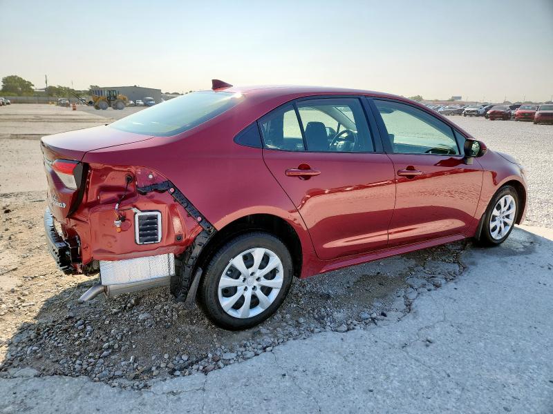 JTDBCMFE2RJ034118 - 2024 TOYOTA COROLLA LE RED photo 3