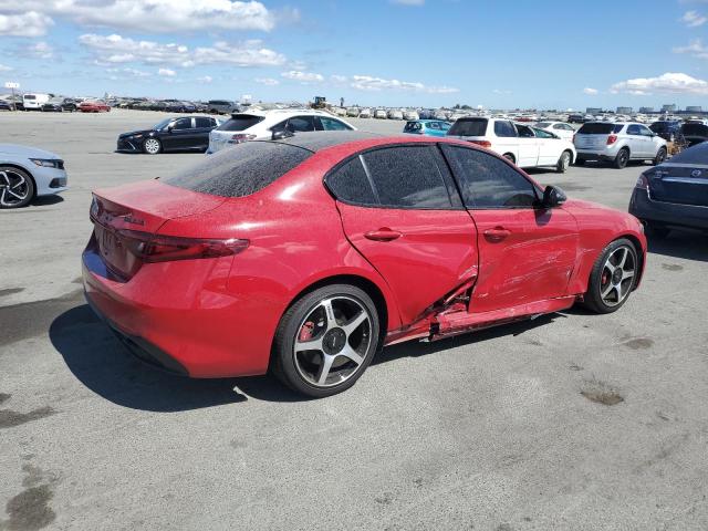 ZARFAMBN3M7639936 - 2021 ALFA ROMEO GIULIA TI 红色 照片 3