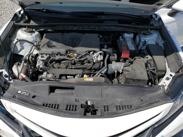 4T1T11AK1NU696864 - 2022 TOYOTA CAMRY SE თეთრი ფოტო 11