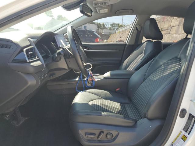 4T1T11AK1NU696864 - 2022 TOYOTA CAMRY SE თეთრი ფოტო 7