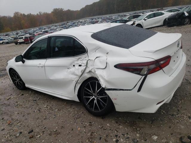 4T1G11BK1PU073019 - 2023 TOYOTA CAMRY SE NIGHT SHADE WHITE photo 2