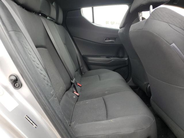 NMTKHMBX4JR020915 - 2018 TOYOTA C-HR XLE SILVER photo 11