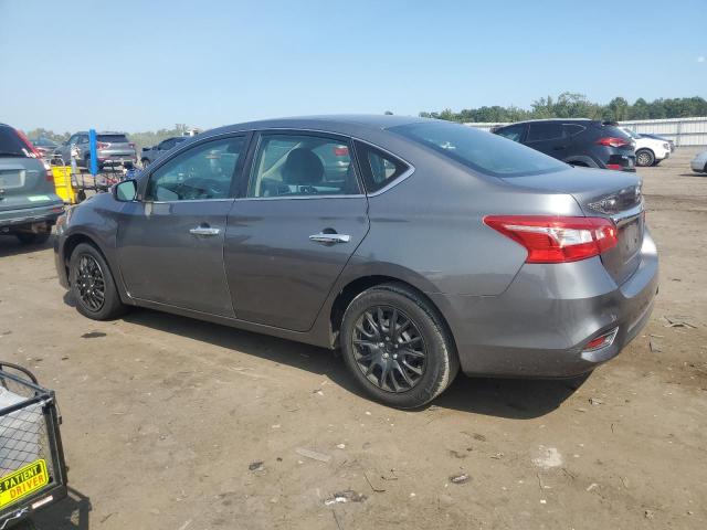3N1AB7AP8JY328117 - 2018 NISSAN SENTRA S ნაცრისფერი ფოტო 2