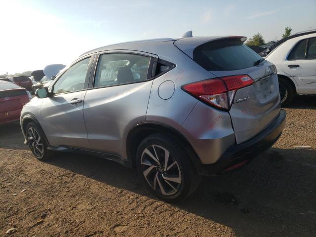 3CZRU5H12KG702089 - 2019 HONDA HR-V SPORT ვერცხლისფერი ფოტო 2