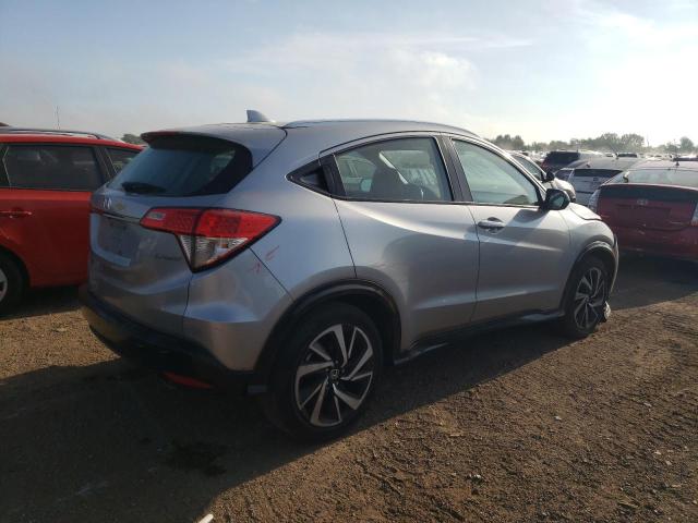 3CZRU5H12KG702089 - 2019 HONDA HR-V SPORT ვერცხლისფერი ფოტო 3