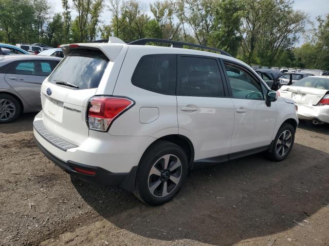 JF2SJAEC8JH557502 - 2018 SUBARU FORESTER 2.5I PREMIUM Белый фото 3