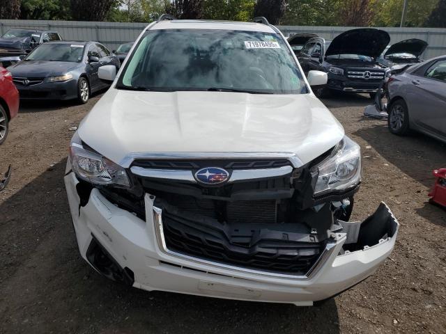 JF2SJAEC8JH557502 - 2018 SUBARU FORESTER 2.5I PREMIUM Белый фото 5
