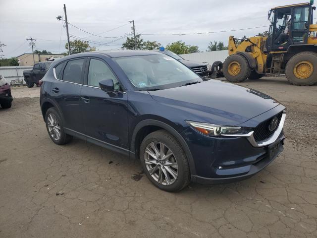 JM3KFBDM2L0724798 - 2020 MAZDA CX-5 GRAND TOURING BLUE photo 4