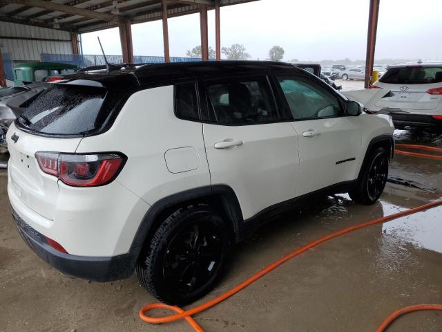 3C4NJCBB1JT461277 - 2018 JEEP COMPASS LATITUDE WHITE photo 3