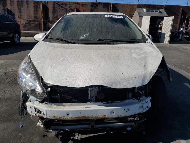 JTDKDTB33C1509133 - 2012 TOYOTA PRIUS C WHITE photo 5